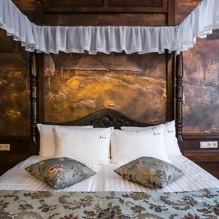 History Hotel